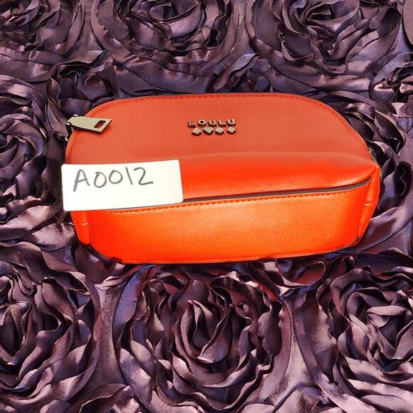 LOULU Petite Geometric Red Cosmetics Pouch - Picture 7 of 7